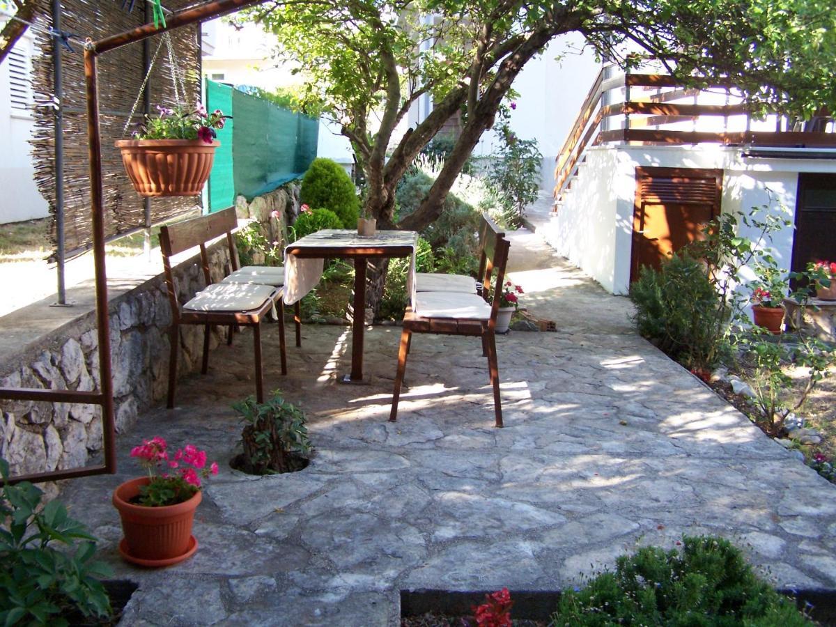 Apartments Sestan Novalja Εξωτερικό φωτογραφία