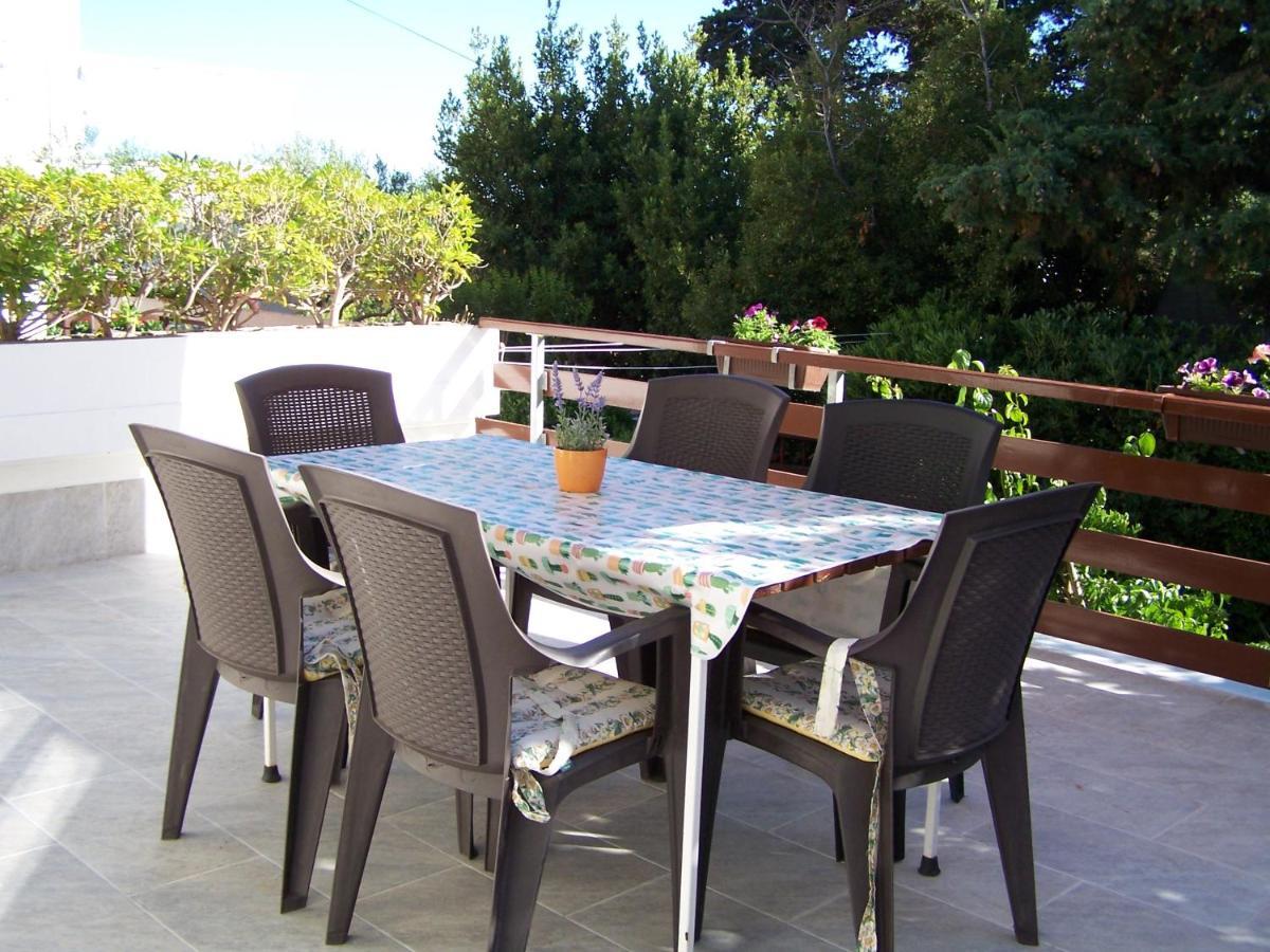 Apartments Sestan Novalja Εξωτερικό φωτογραφία