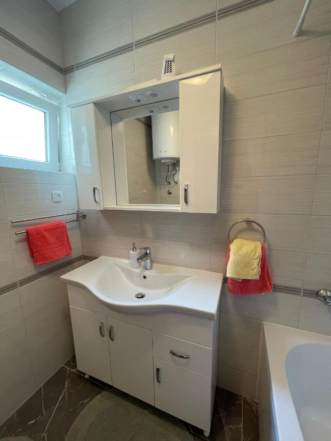 Apartments Sestan Novalja Εξωτερικό φωτογραφία