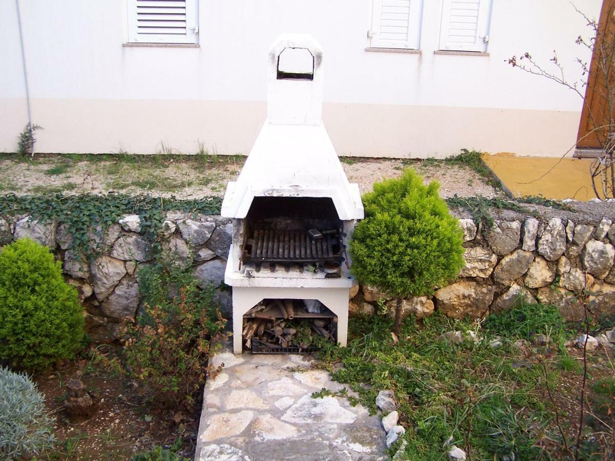 Apartments Sestan Novalja Εξωτερικό φωτογραφία