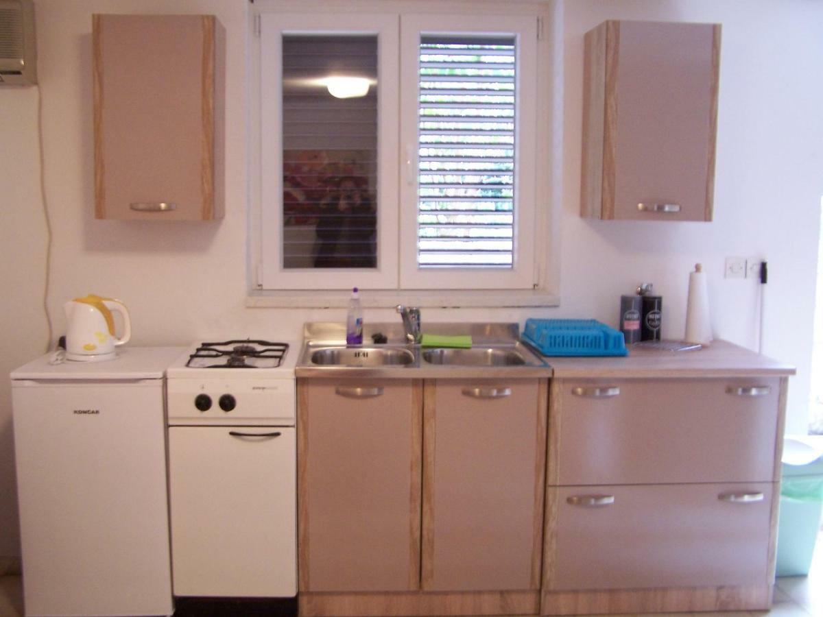 Apartments Sestan Novalja Εξωτερικό φωτογραφία